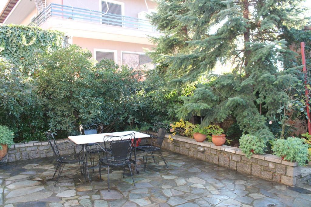 Guesthouse Karahalios Polidrosos Exterior foto