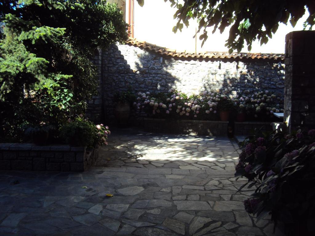 Guesthouse Karahalios Polidrosos Exterior foto