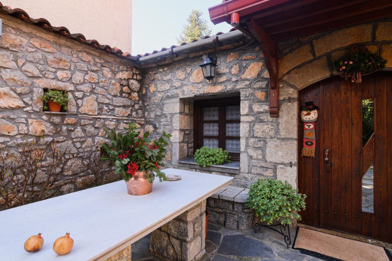Guesthouse Karahalios Polidrosos Exterior foto